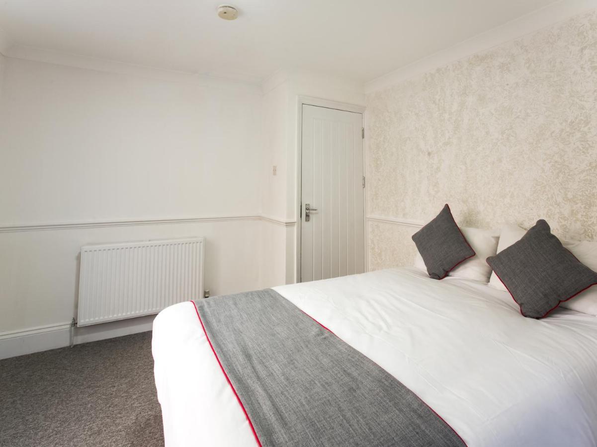 Oyo Brunel Hotel Uxbridge Kültér fotó
