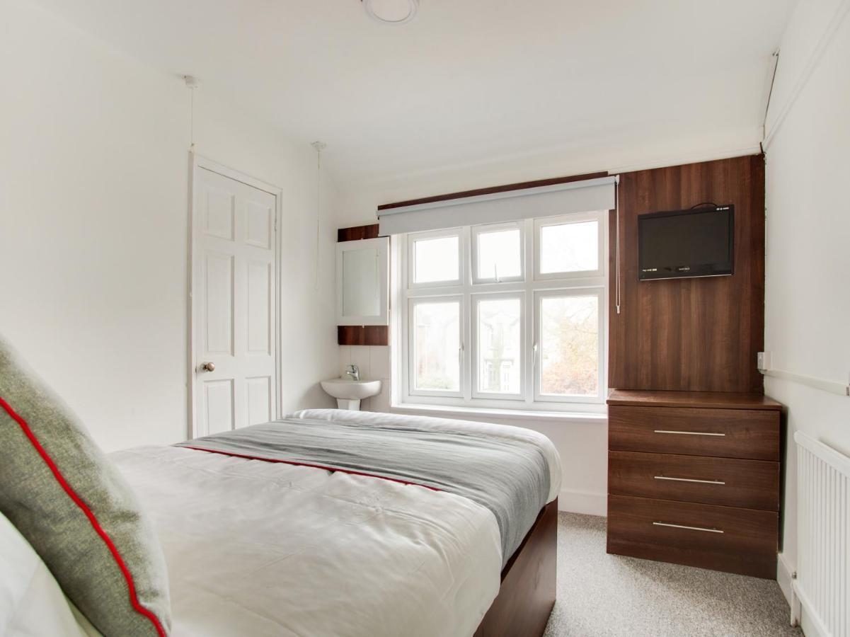 Oyo Brunel Hotel Uxbridge Kültér fotó