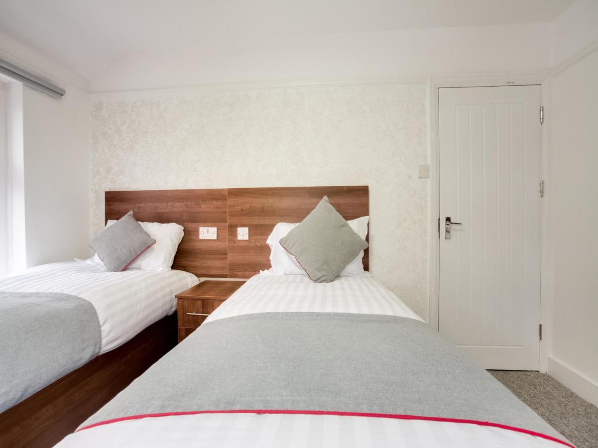 Oyo Brunel Hotel Uxbridge Kültér fotó