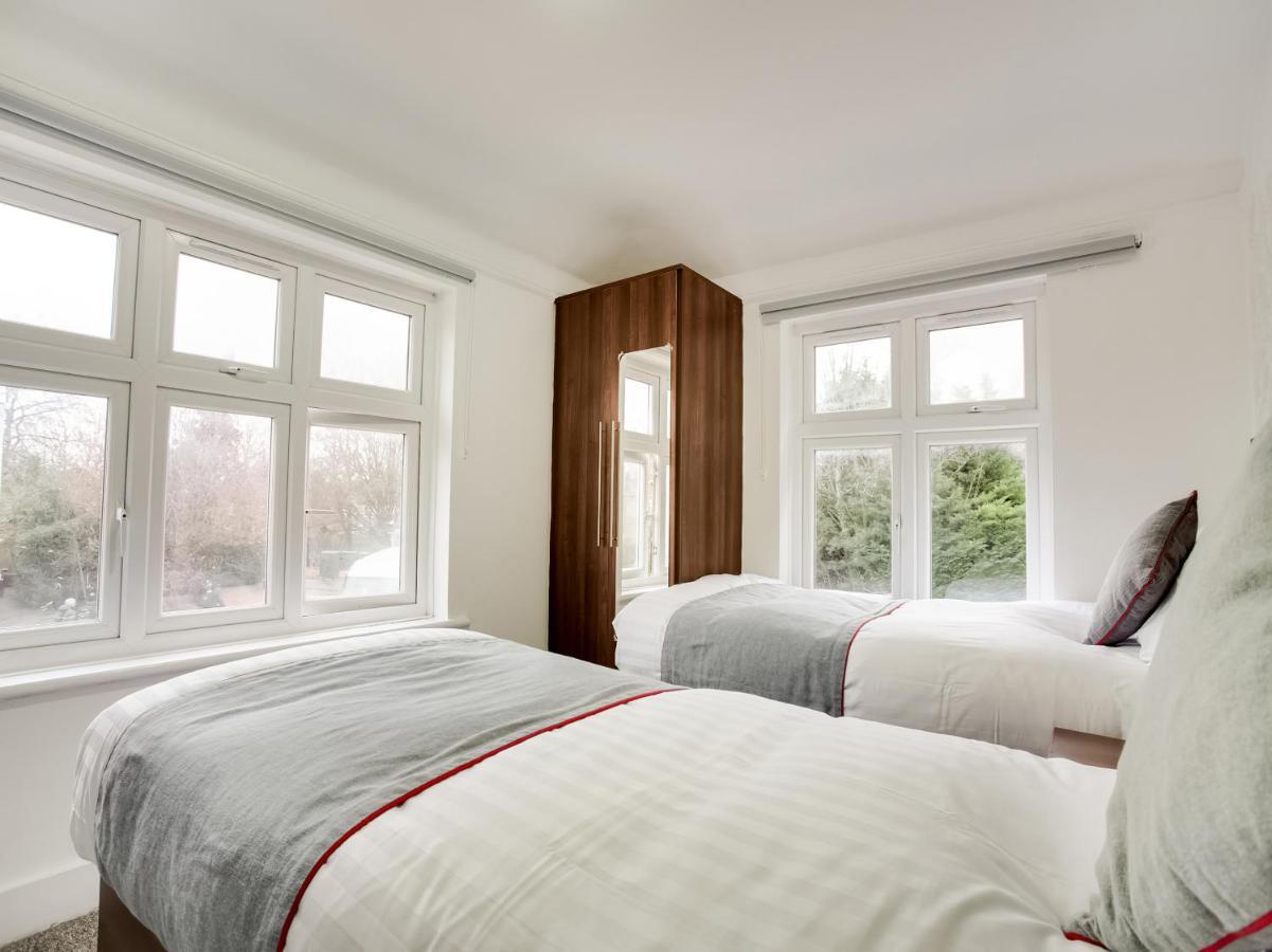 Oyo Brunel Hotel Uxbridge Kültér fotó